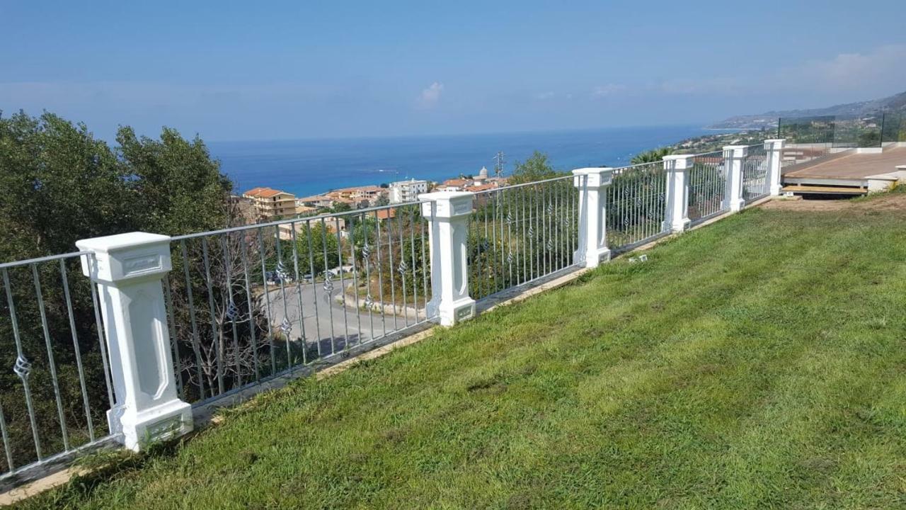 Appartamenti Borgo Panoramico N 5 Tropea Buitenkant foto